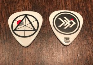 Stan - חנות ה-Merchandise למעריצים מכל הסוגים Linkin Park Dead By Sunrise Guitar Pick Chester Bennington Side Project Band Linkin Park
