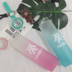 Stan - חנות ה-Merchandise למעריצים מכל הסוגים אחרים Kpop Monsta x Summer Gradient Frosted Glass Freshness Letter Lemon Cup