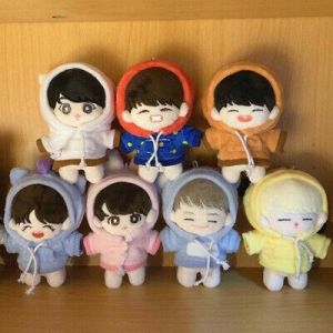 13cm Bangtan Plush SUGA JIN JIMIN JK RM V JHOPE Little Family Doll Toy + clothes