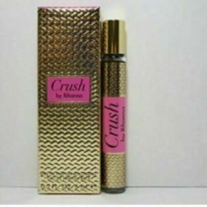 Stan - חנות ה-Merchandise למעריצים מכל הסוגים ריהאנה New rihanna: crush 0.2oz / 6ml rollerball edp perfume parfum eau fragrance