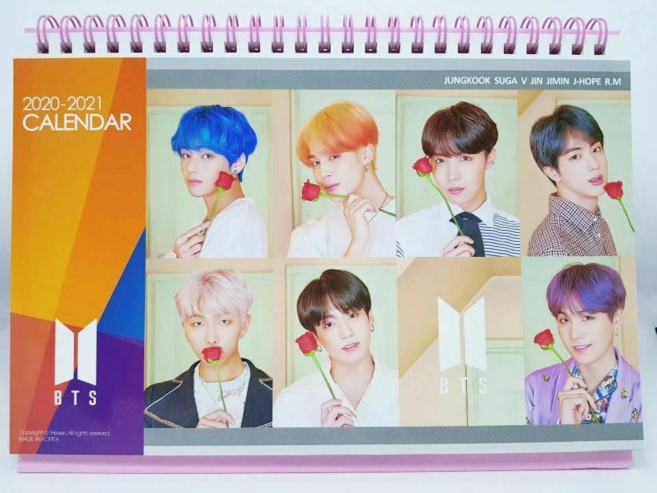 Stan - חנות ה-Merchandise למעריצים מכל הסוגים BTS BTS 2020-2021 Group Desk Calendar (Horizontal/pi<wbr/>nk)