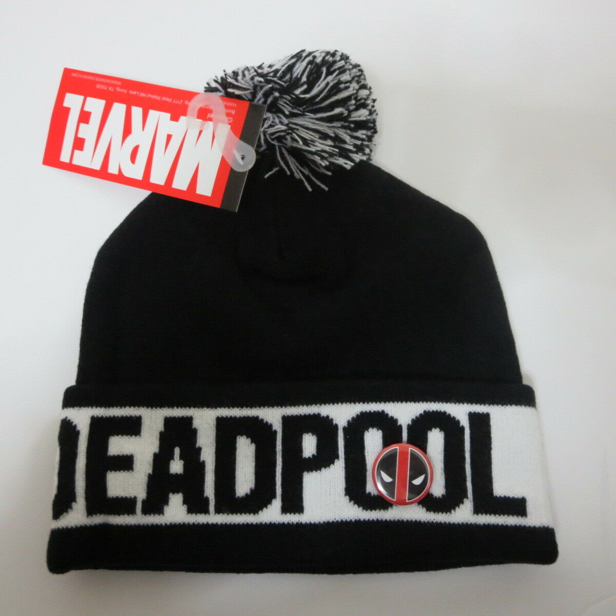 Stan - חנות ה-Merchandise למעריצים מכל הסוגים Marvel Marvel Deadpool Black and White Winter Beanie Hat with Button HAT SALE 